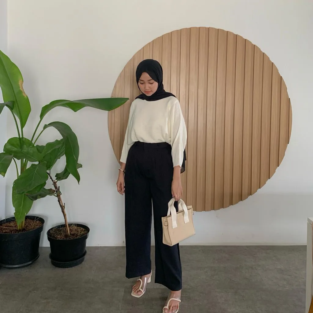 cerra-loose-pants — Black